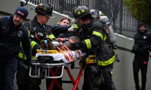 09/01/2022.- Incendio en un edificio de viviendas del distrito neoyorquino de El Bronx. REUTERS