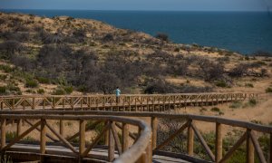 La pasarela de Cuesta Maneli en el Espacio Natural de Doñana. (Almonte, Huelva). E.P./María José López
