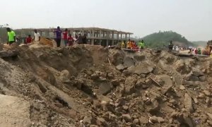Detona por accidente en Ghana un camión que transportaba explosivos para una mina