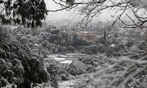 El temporal 'Elpis' azota Grecia con bajas temperaturas, frio y nieve