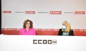 Nuria López y Carmen Castilla, secretarias generales de CCOO y UGT, esta mañana en Sevilla.