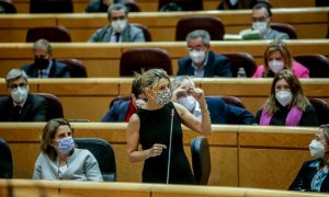 La vicepresidenta segunda del Gobierno y ministra de Trabajo y Economía Social, Yolanda Díaz, interviene en una sesión de control al Gobierno, en el Senado, a 1 de febrero de 2022, en Madrid.