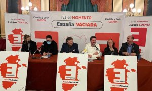 06/02/2022.- Representantes de las candidaturas de la España Vaciada en Castilla y León en un acto en Burgos. EV