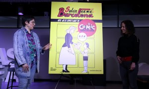 L'autora del cartell del 40è Còmic Barcelona, Carla Berrocal, desvetlla el seu treball amb la directora del certamen, Meritxell Puig