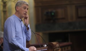 Oskar Matute desmonta el discurso neoliberal del PP en apenas tres minutos