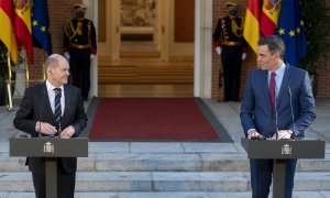 El presidente del Gobierno, Pedro Sánchez, junto al canciller alemán, Olaf Scholz, durante la rueda de prensa posterior a una reunión en el Palacio de la Moncloa durante el pasado mes de enero. E.P./Alberto Ortega