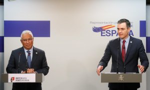 El presidente del Gobierno, Pedro Sánchez, junto al primer ministro de Portugal, Antonio Costa.