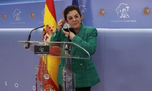 29/03/2022.- La portavoz de EH Bildu Mertxe Aizpurua durante la rueda de prensa ofrecida este martes en el Congreso de los Diputados. EFE/J.J. Guillén