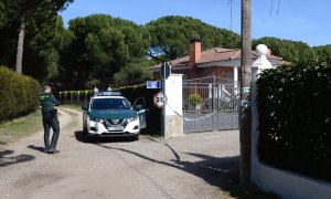 09/04/2022- La Guardia Civil, durante el registro del domicilio de uno de los investigados por el caso de Esther López, en Traspinedo (Valladolid), el 9 de abril