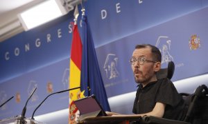 19/04/2022-El portavoz de Unidas Podemos, Pablo Echenique durante la rueda de prensa tras la Junta de Portavoces del Congreso celebrada el 19 de abril.