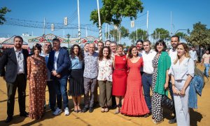 Yolanda Díaz, junto con los líderes de las izquierdas andaluzas, este jueves en la Feria de Sevilla.