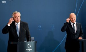 12/05/2022 - El canciller alemán Olaf Scholz  y el presidente argentino Alberto Fernández, asisten a una rueda de prensa tras una reunión en la Cancillería en Berlín, Alemania, el 11 de mayo de 2022. (Alemania).