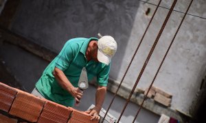 La Construcción acaba de cerrar un convenio colectivo de tres años con una revisión salarial global del 10%.