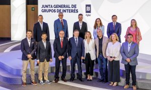 Participants a la Junta General de Grups d'Interès d'Agbar.