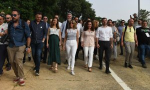 Yolanda Díaz e Inma Nieto, junto con dirigentes y candidatos de Por Andalucía.