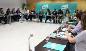 Primera reunió de la nova executiva de JxCat, presidida per Laura Borràs i Jordi Turull.