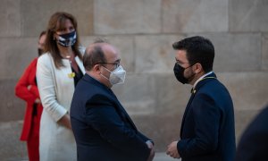 La presidenta del Parlament, Laura Borràs (i), el ministro de Política Territorial y Función Pública y secretario del PSC, Miquel Iceta (c), y el presidente de la Generalitat, Pere Aragonès (d),