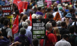 Protesta en Londres contra la subida de los precios.