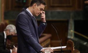 El presidente del Gobierno, Pedro Sánchez, interviene en una sesión plenaria, en el Congreso de los Diputados, a 30 de marzo de 2022, en Madrid (España).