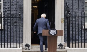 Boris Johnson tras anunciar su dimisión en su residencia oficial de Downing Street en Londres, a 8 de julio de 2022.