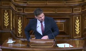 Rufián exhibe en el Congreso tres balas utilizadas por Marruecos para "matar migrantes" en la valla de Melilla