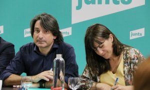 Els vicepresidents de Jxcat Francesc de Dalmases i Aurora Madaula en la reunió de l'executiva del partit.