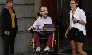 Pablo Echenique, portavoz de Unidas Podemos en el Congreso de los Diputados, ofreciendo declaraciones a los medios.