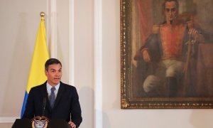 El presidente del Gobierno, Pedro Sánchez, en su comparecencia ante los medios en Bogotá, junto con el presidente de Colombia, Gustavo Petro (no aparece), tras su reunión en la Casa de Nariño, sede de la presidencia del país. REUTERS/Luisa Gonzalez