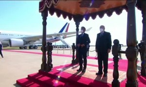 Macron estrecha lazos con Argelia en plena crisis gasística