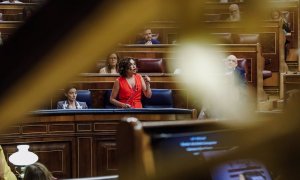 La ministra de Hacienda y Función Pública, María Jesús Montero, interviene en una sesión plenaria en el Congreso.