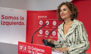 La vicesecretaria General del PSOE y ministra de Hacienda, María Jesús Montero, durante la rueda de prensa que ha ofrecido este lunes en Madrid