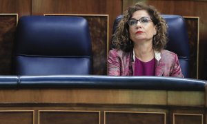 La ministra de Economía y Hacienda, María Jesús Montero, durante en el pleno del Congreso del pasado jueves en Madrid.