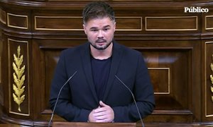 Rufián le propone a Vox que protesten por otros retrasos como los dos años sin luz en la Cañada Real