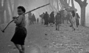 Imagen de la 'desbandá' que llevó a casi 300.000 personas huir en febrero de 1937 durante la Guerra Civil.