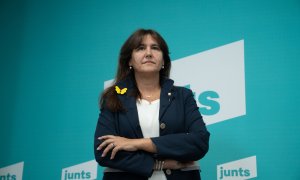 La presidenta de Junts, Laura Borràs, da una rueda de prensa en la sede de la formación- 07/10/2022