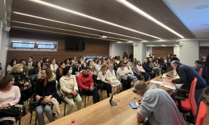 Los médicos de Atención Primaria de Cantabria deciden en asamblea mantener la huelga