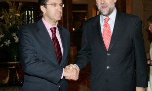 25/11/22 Feijóo y Rajoy, en una imagen de archivo tomada en el verano de 2007