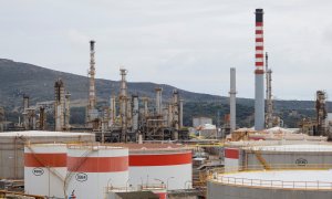 Vista de la Refinería Cepsa de San Roque, cerca de Algeciras (Cádiz). Jon Nazca / REUTERS