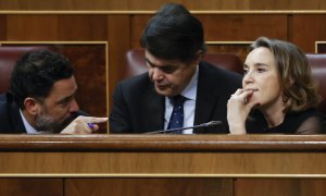 14/12/2022.- Los diputados del PP Cuca Gamarra, Carlos Rojas y Guillermo Mariscal (i), durante la sesión de control del Gobierno celebrada este miércoles en el Congreso en Madrid. EFE/ Mariscal