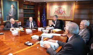 Vista general del primer Pleno jurisdiccional tras la renovación del órgano, en el Tribunal Constitucional, a 15 de diciembre de 2021, en Madrid, (España).