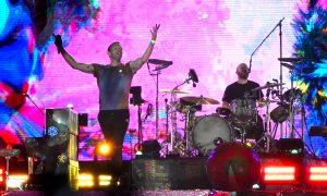 El cantante Chris Martin y el baterista Will Champion durante un concierto de Coldplay en Río de Janeiro, a 11 de septiembre de 2022.