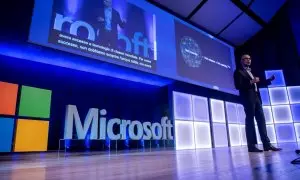 Imagen de archivo del CEO de Microsoft, Satya Nadella, durante una ponencia en 2019.