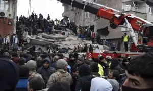 Las imágenes del terremoto en Turquía: cientos de muertos y heridos