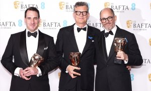 Edward Berger posa en los premios Bafta