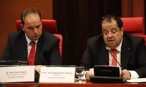 El director general dels Mossos d'Esquadra, Pere Ferrer, i el conseller d'Interior, Joan Ignasi Elena, en una compareixença al Parlament