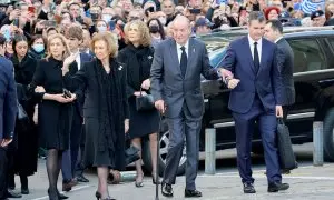 El rey emérito, Juan Carlos I, junto a la reina Sofía y las infantas Elena y Cristina en el funeral por el rey Constantino de Grecia en Atenas, a 16 de enero de 2023.