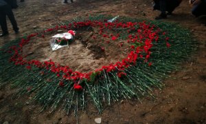 21/04/2023. Acto de homenaje a los fusilados en una fosa común del cementerio de Córdoba.