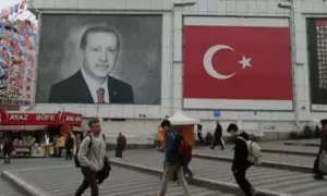 Erdogan afronta con ventaja la reelección en segunda vuelta ante una oposición debilitada