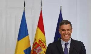 El presidente del Gobierno, Pedro Sánchez, durante la rueda de prensa conjunta celebrada con el primer ministro de Suecia, Ulf Kristersson, tras mantener un encuentro este lunes en el Palacio de la Moncloa