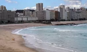 Foto de archivo de las Playas Orzán y Riazor en A Coruña.